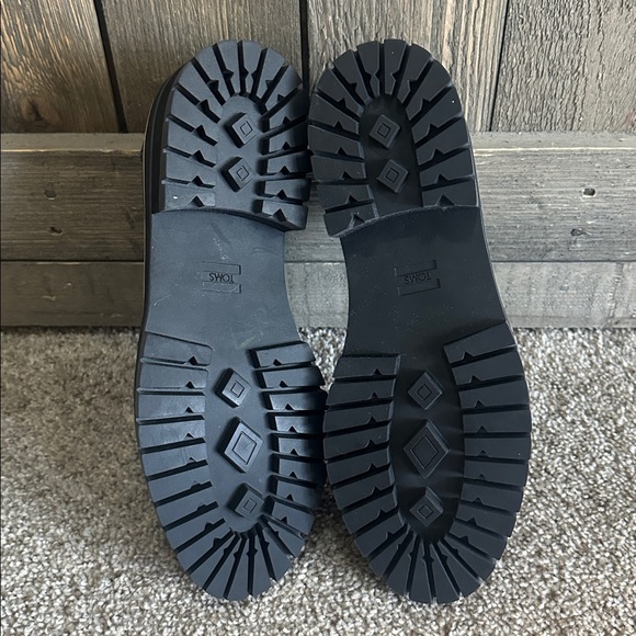 Tom’s NWT Cara Black Penny Loafer Women's Size 10 - Picture 9 of 9